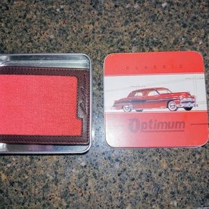 Eddie Bauer men's red wallet